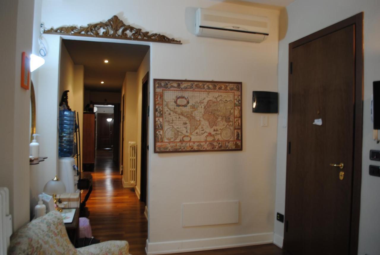 Dreaming Piazza Bra Rooms Verona Bagian luar foto