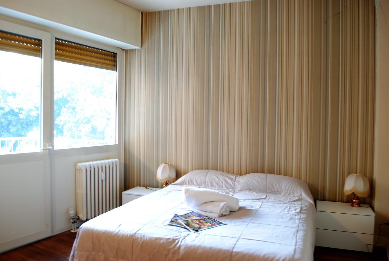 Dreaming Piazza Bra Rooms Verona Bagian luar foto