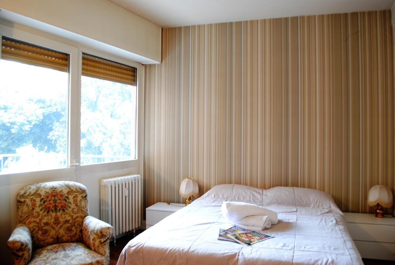 Dreaming Piazza Bra Rooms Verona Bagian luar foto