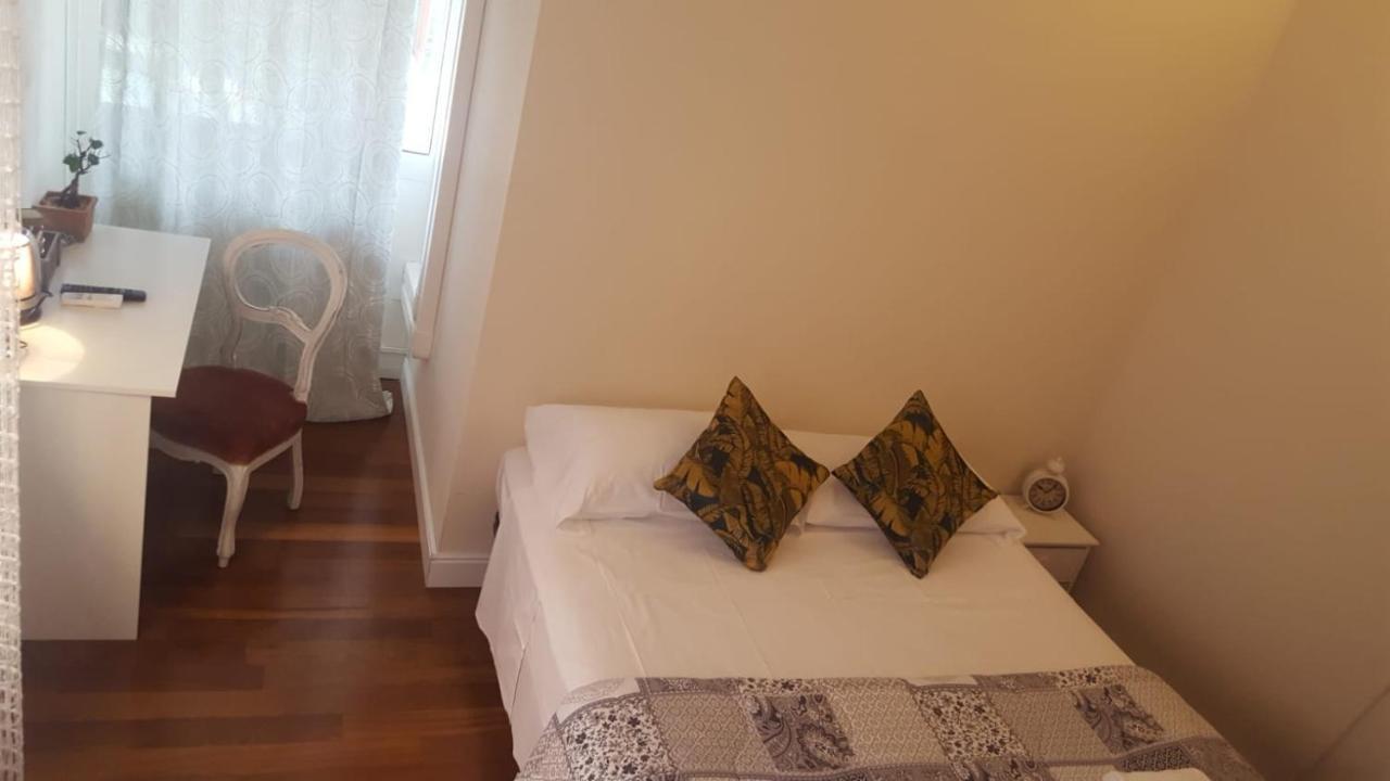 Dreaming Piazza Bra Rooms Verona Bagian luar foto