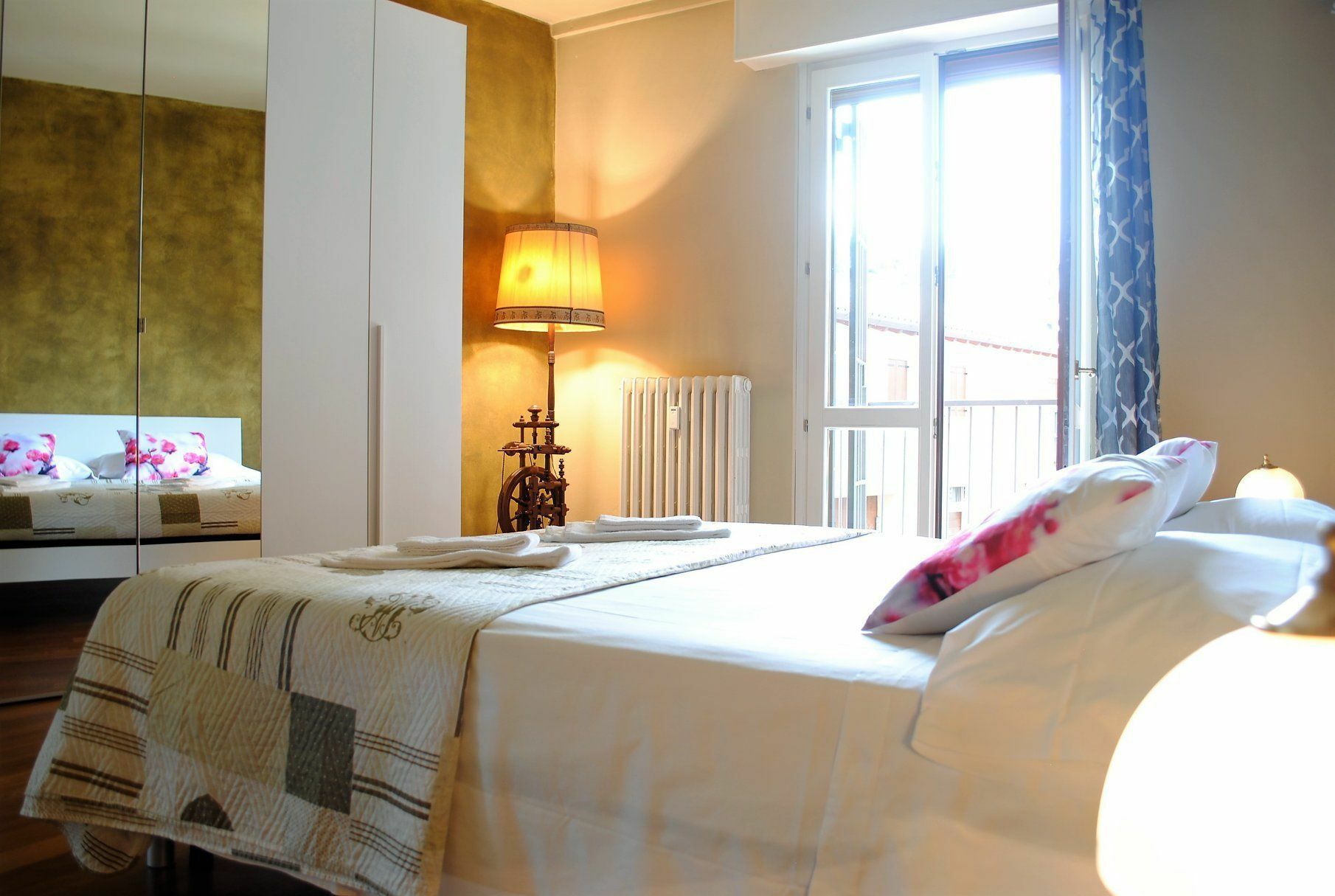 Dreaming Piazza Bra Rooms Verona Bagian luar foto
